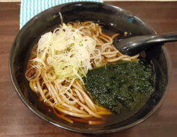 「田舎そば 須坂」で「生あおさそば(480円)」[中井]