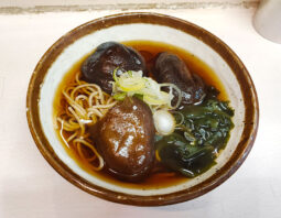 [三松]しいたけそば(410円)[新橋]