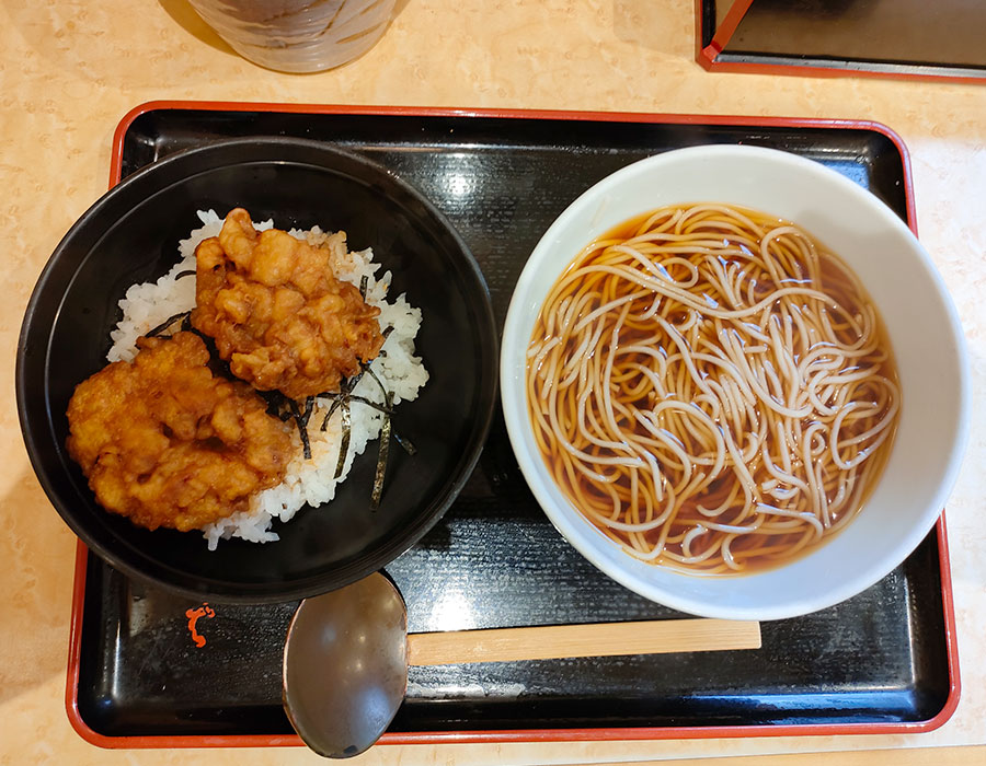 [小諸そば]鳥から丼セット(650円)